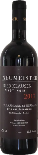 Flasche Neumeister Pinot Noir, Ried Klausen 2015 (2), 2017 (1)